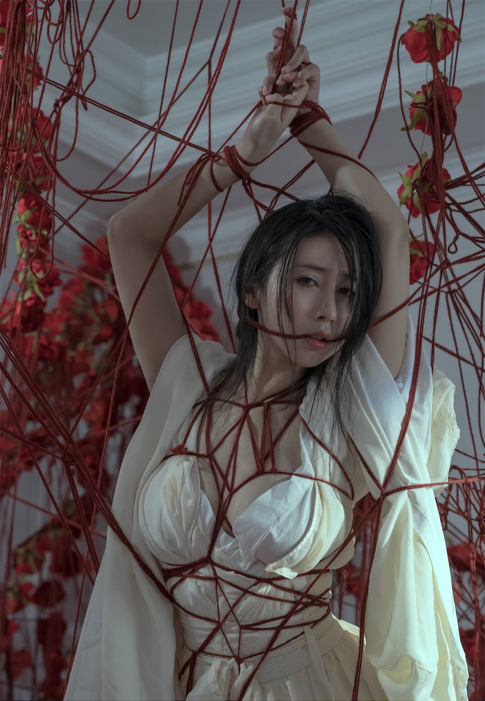 云溪溪 – 奶桃 囚鸟 - 爱照片