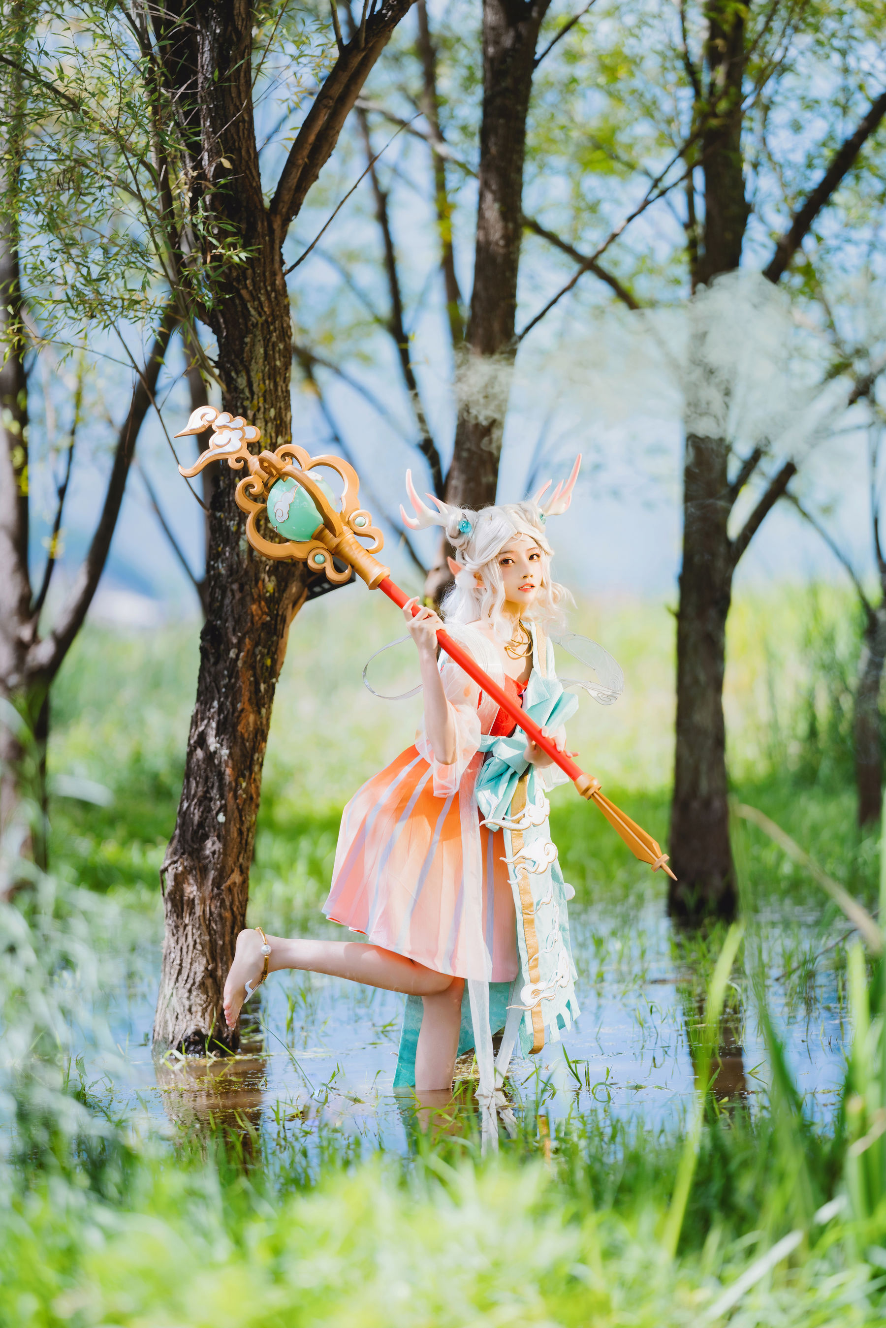[网红COSER] 桜桃喵 – 小鹿 写真套图 - 爱照片
