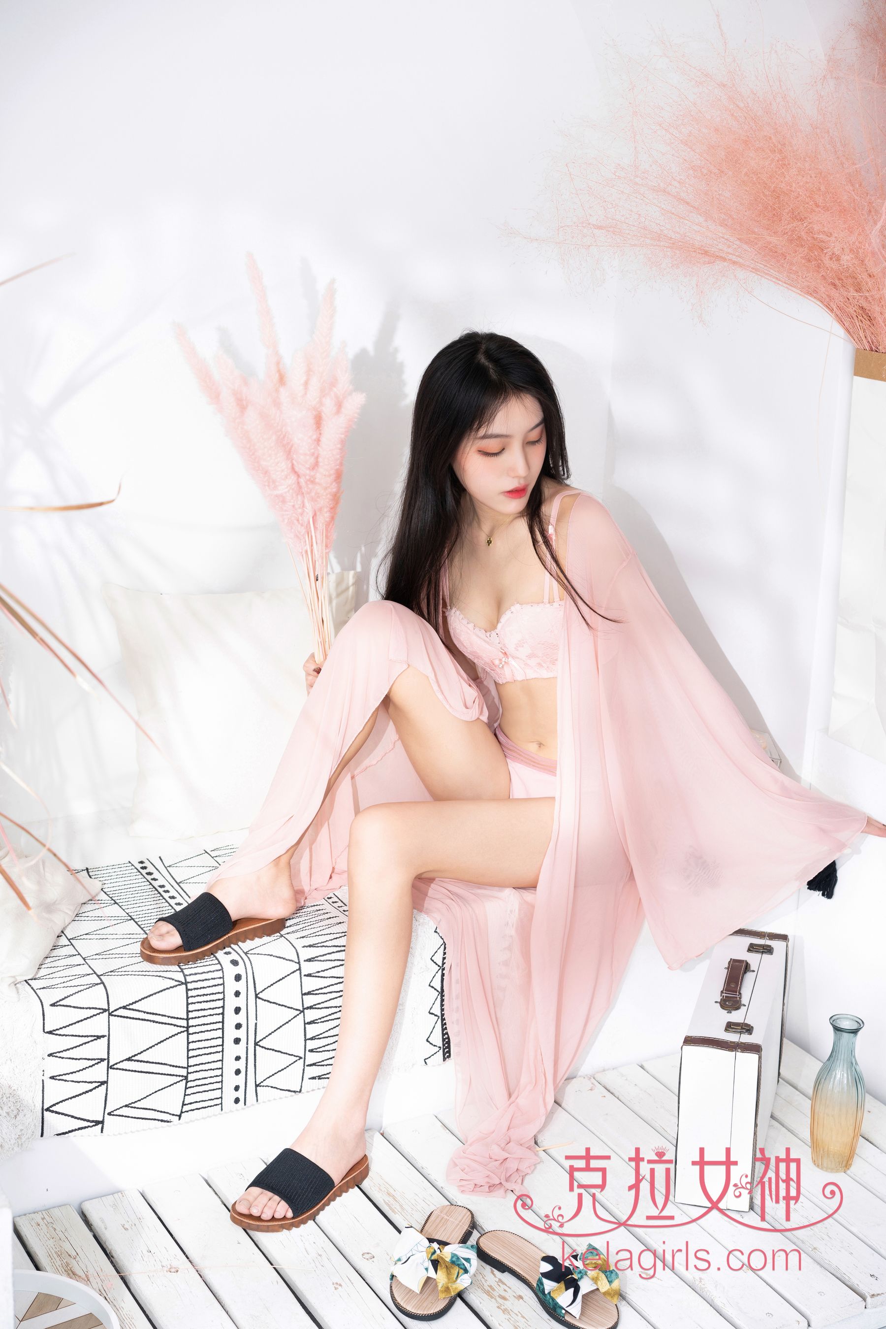 [克拉女神Kelagirls] 沫夕 – 一袭粉纱 写真套图 - 爱照片