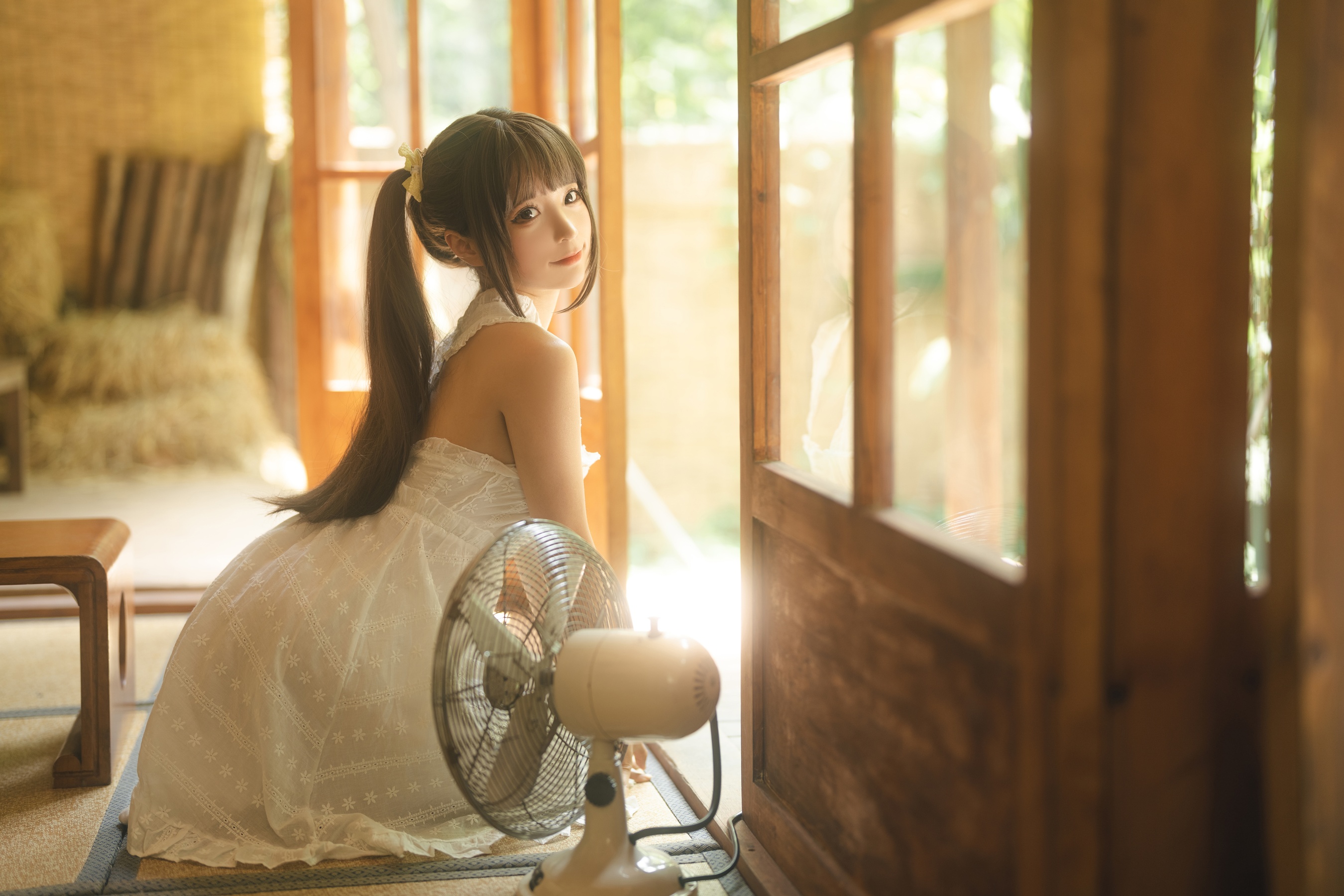 知名Coser@蠢沫沫 白吊带 - 爱照片