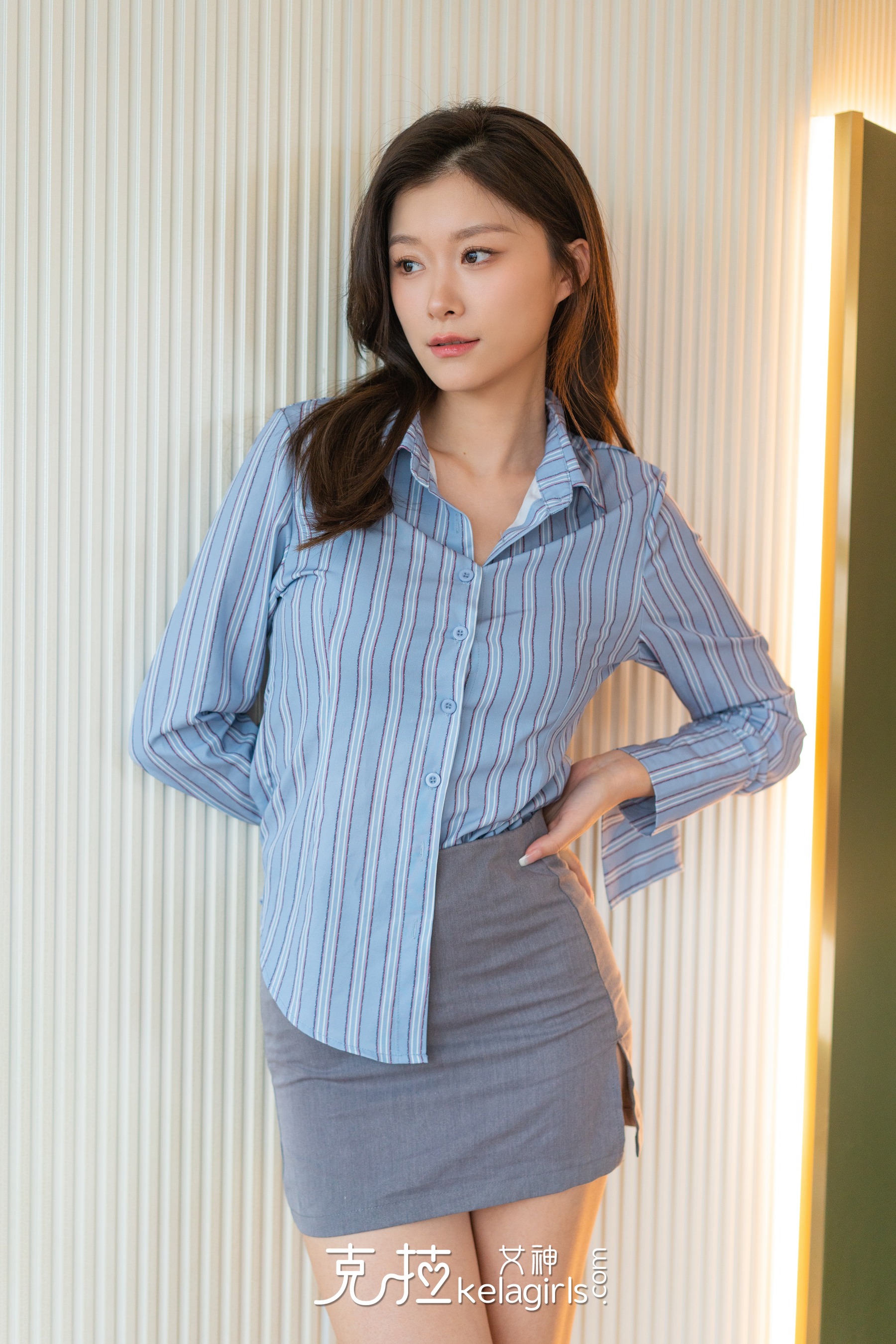 [KeLaGirls克拉女神] 2023.05.06 素足凉高 菲菲 VIP专辑 - 爱照片