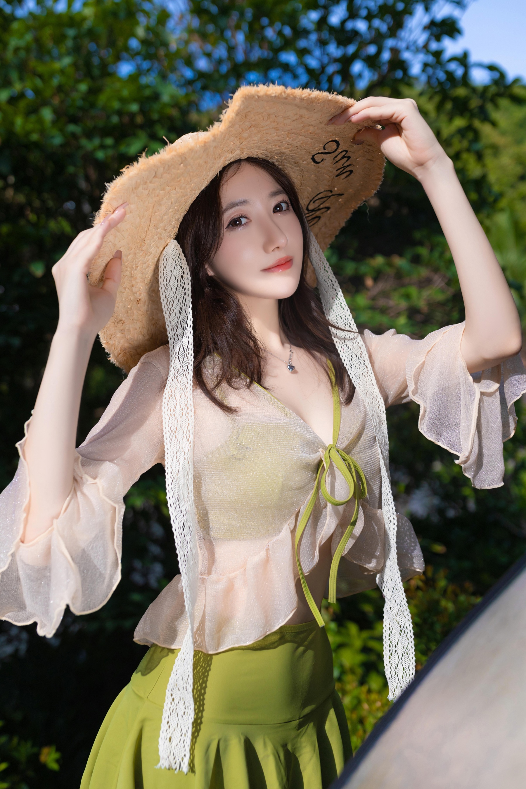 鱼子酱Fish – 内购无水印 山青涩 - 爱照片