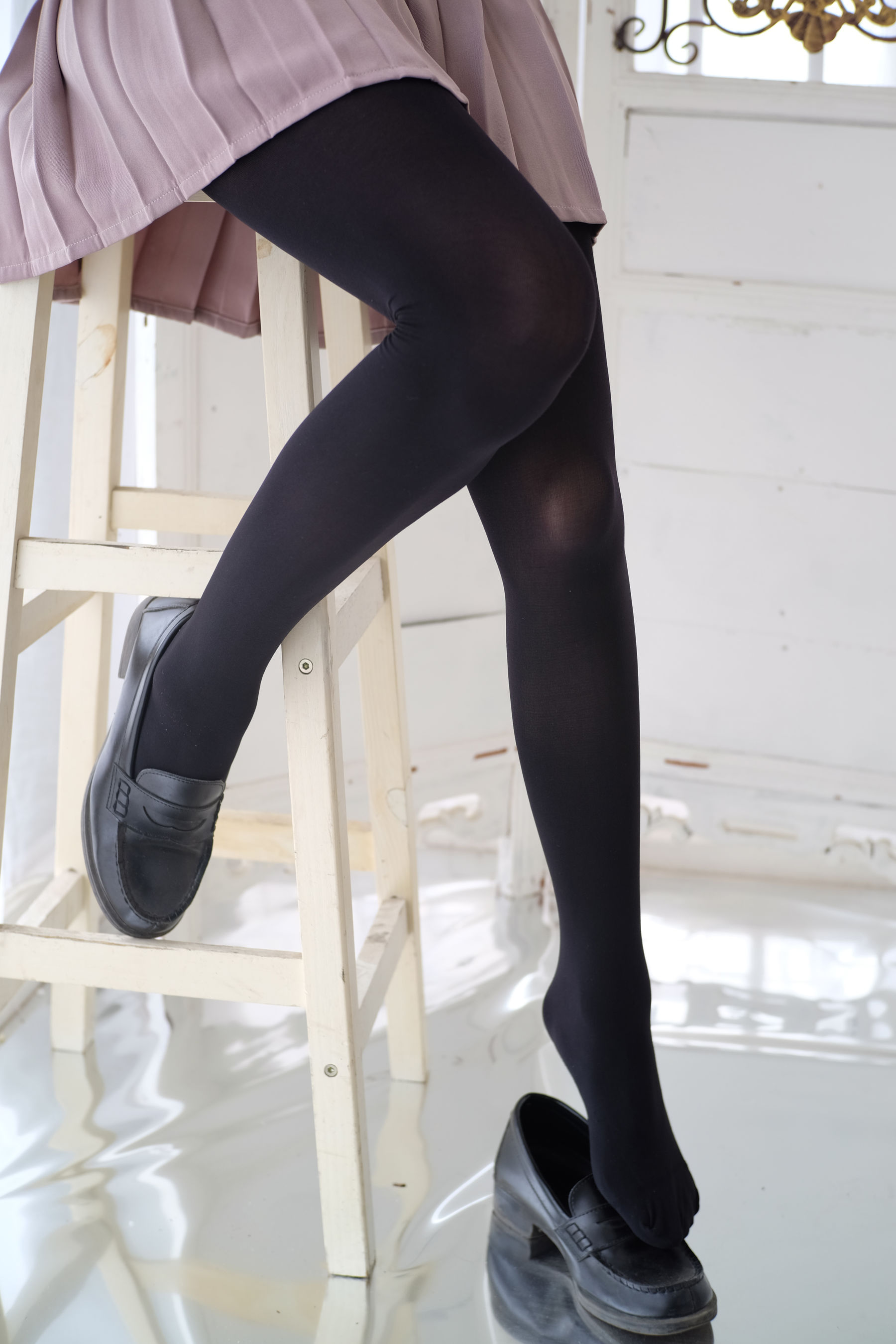 《慢慢脱下你的黑丝》 [森萝财团] R15-029 写真集 - 爱照片
