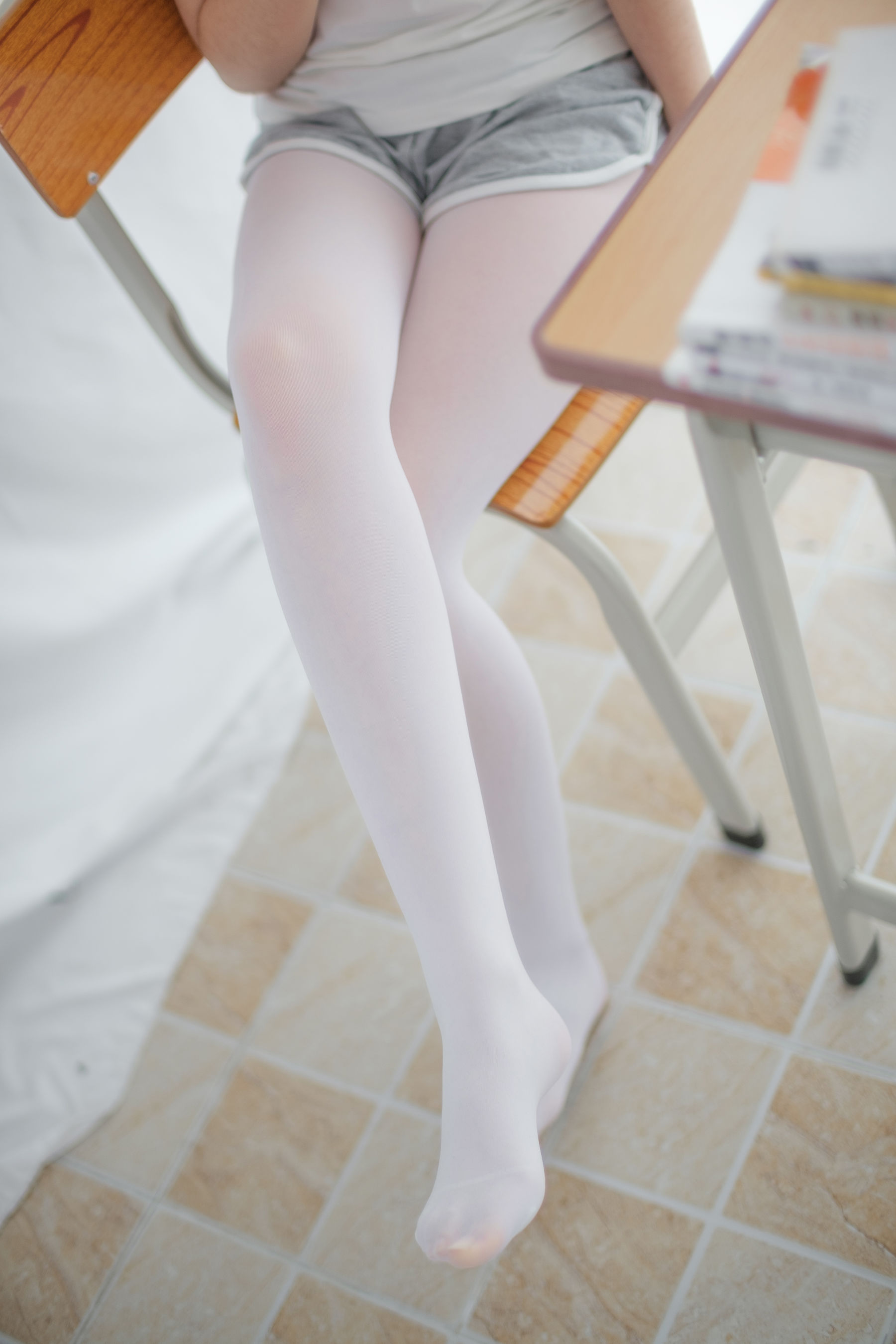 《JK白丝诱惑》 [森萝财团] R15-005 写真集 - 爱照片