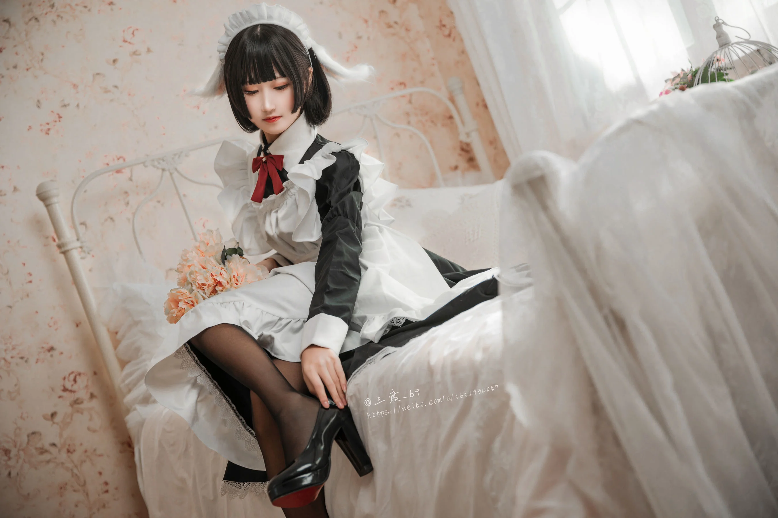 微博妹子三度_69 《兔耳女仆》 写真集 - 爱照片