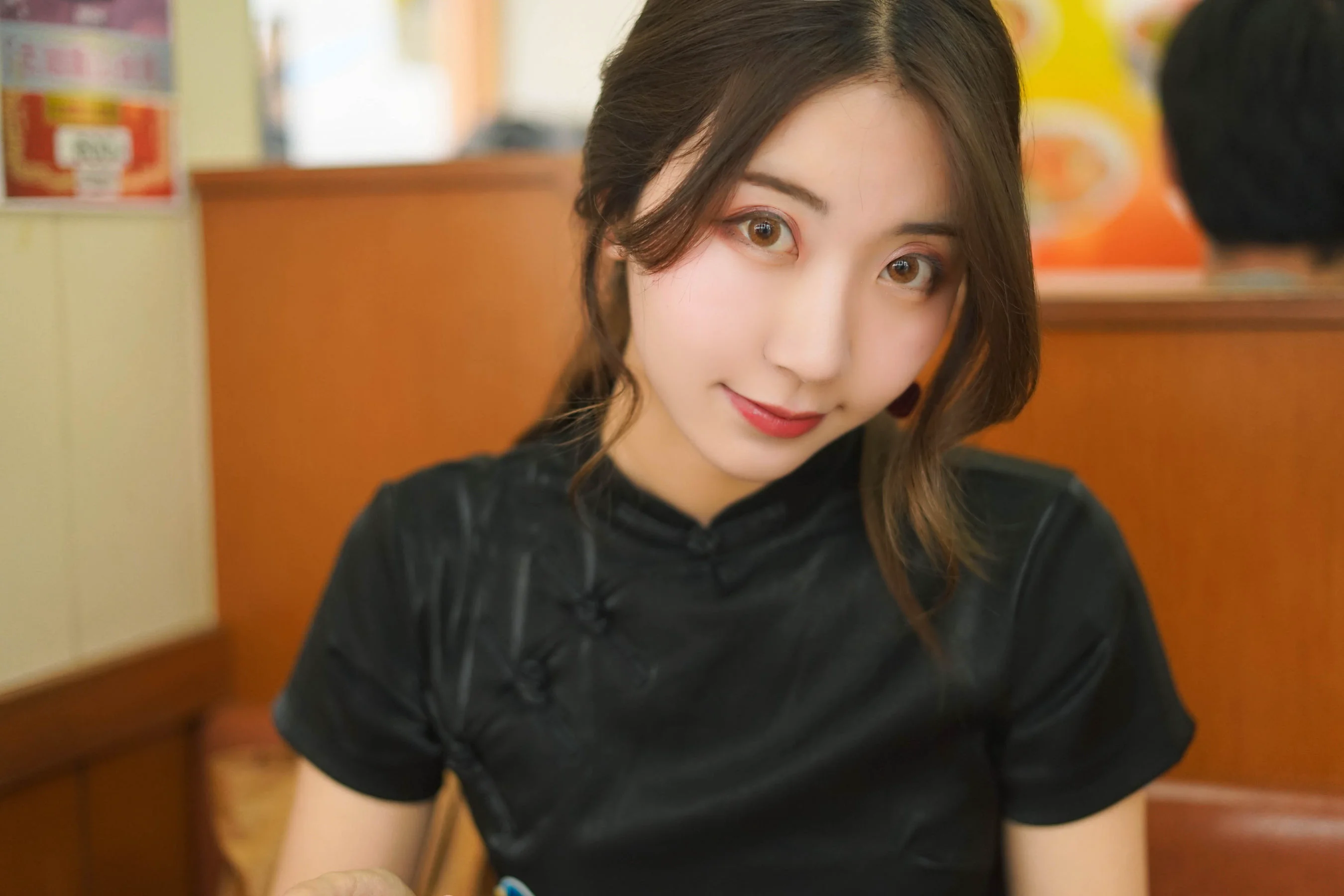 人气Coser黑川 《旗袍》 写真集 - 爱照片