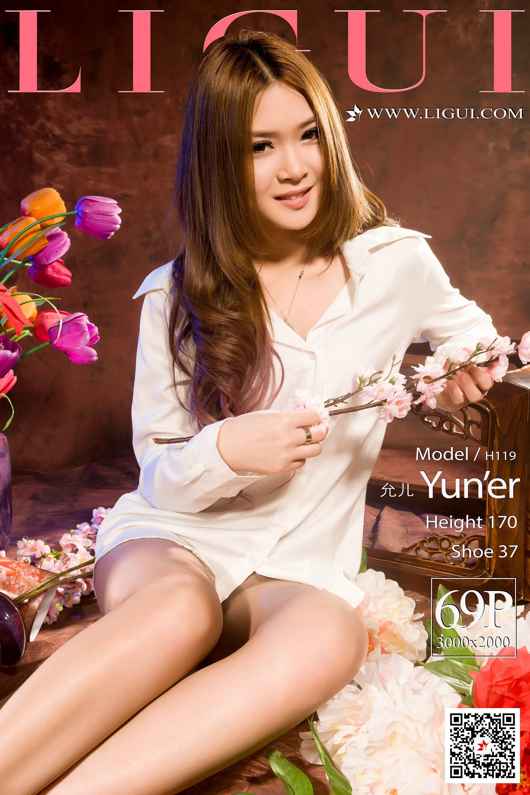Model 允儿《鲜花玉足》 [丽柜Ligui] 写真集 - 爱照片