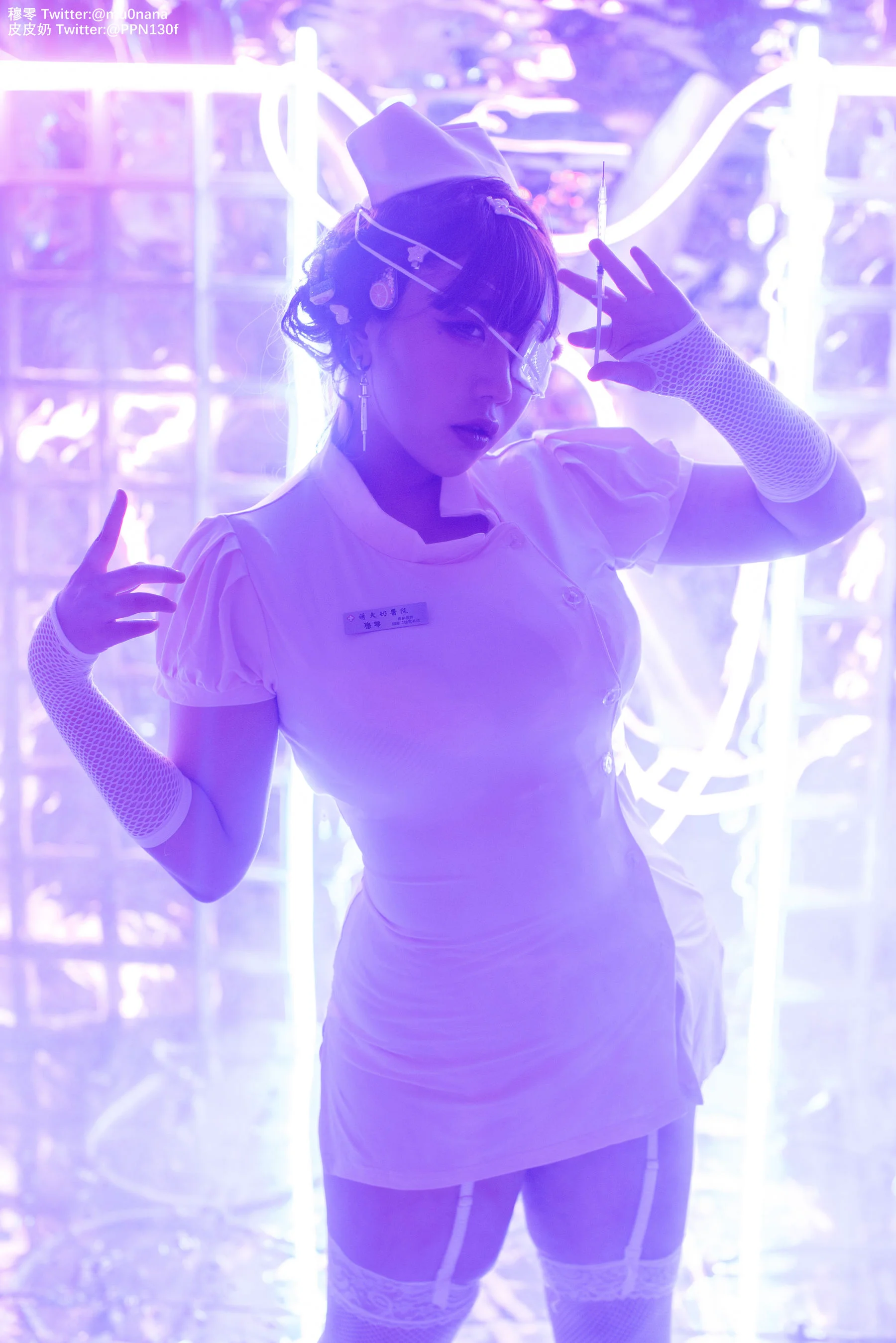 [Cosplay] 皮皮奶可可爱了啦 – 万圣节邪恶护士 - 爱照片