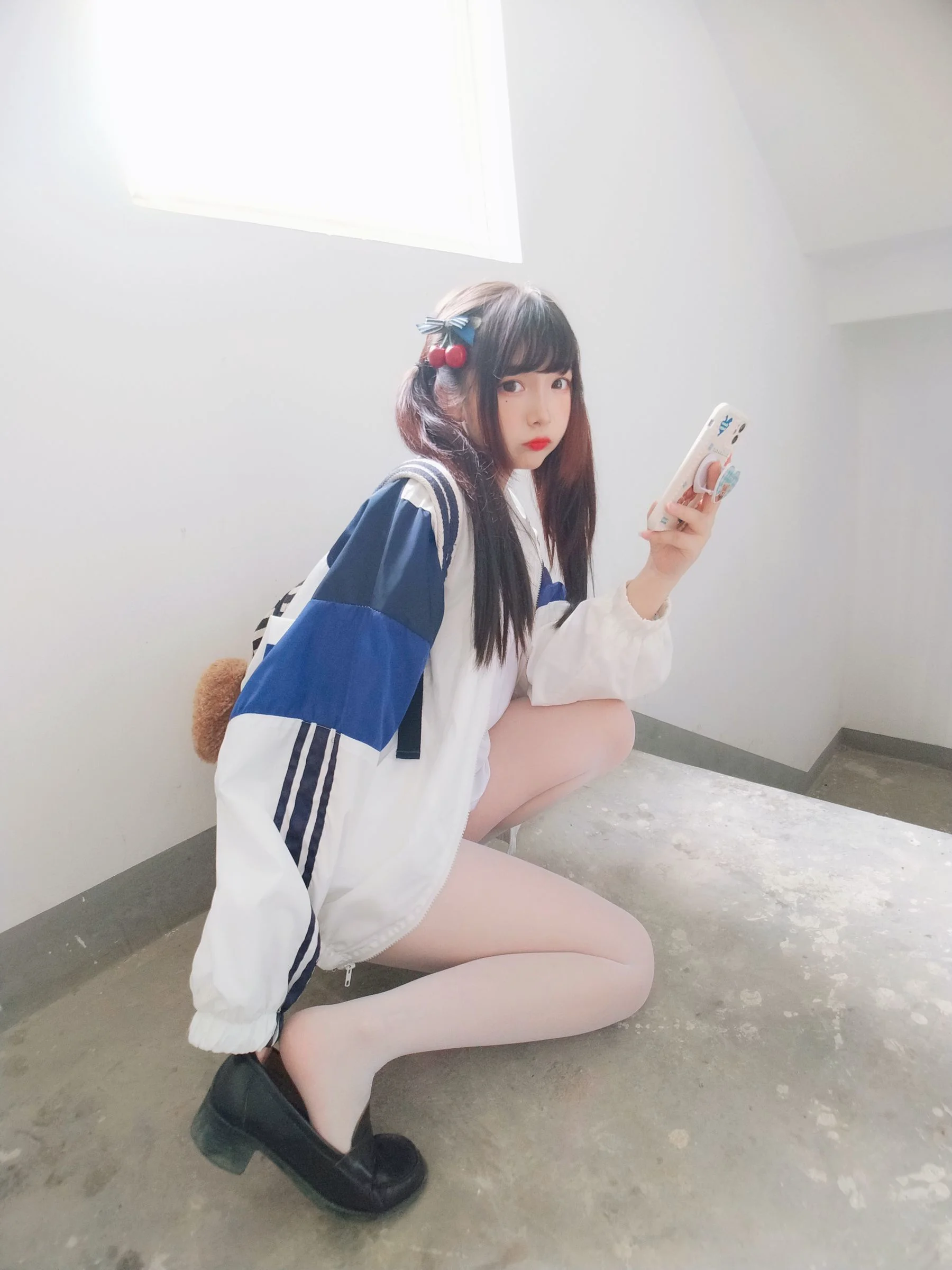 二次元美女古川kagura 《白丝体操运动服》 写真集 - 爱照片