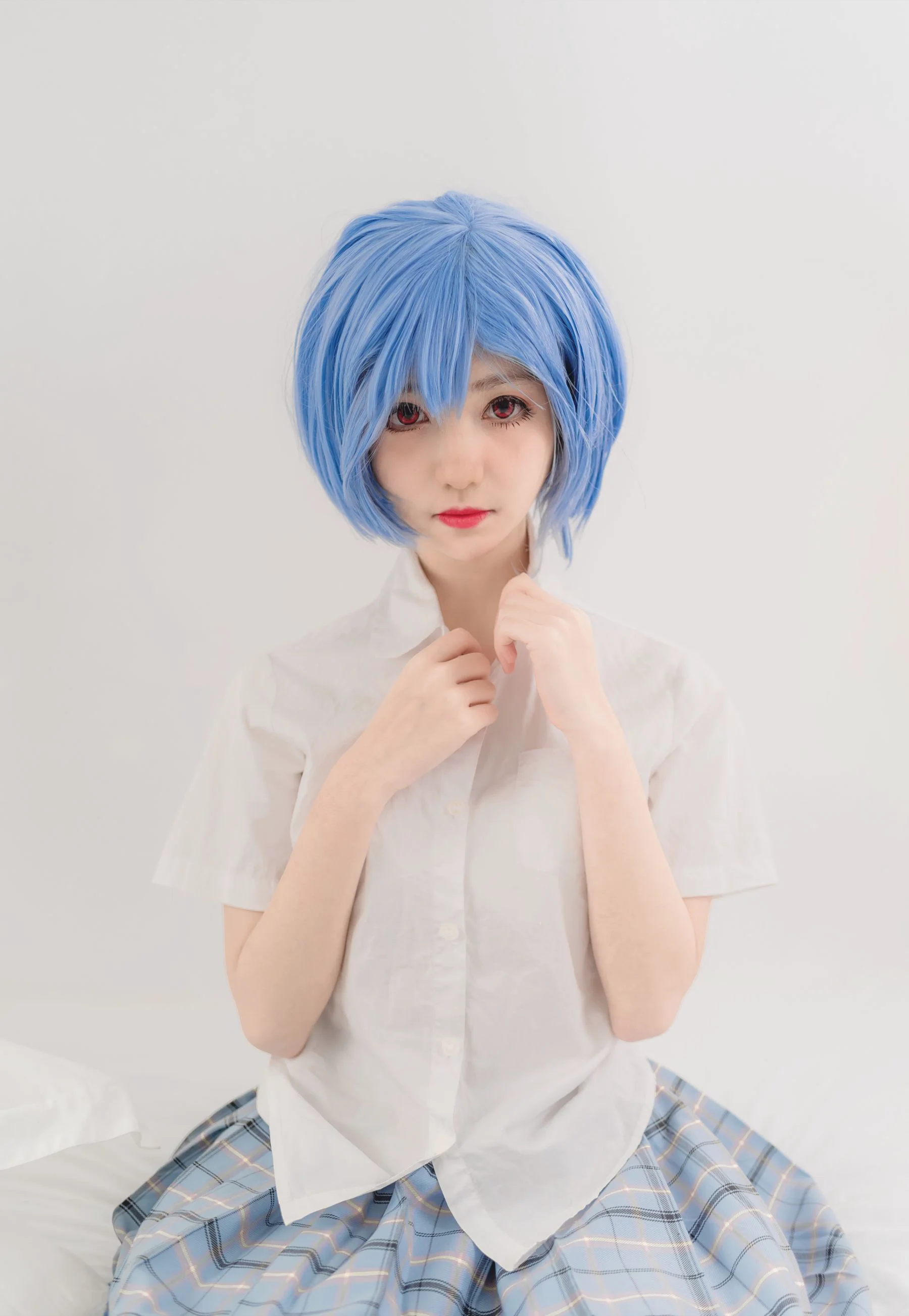 动漫博主南桃Momoko 《绫波丽制服》 写真集 - 爱照片