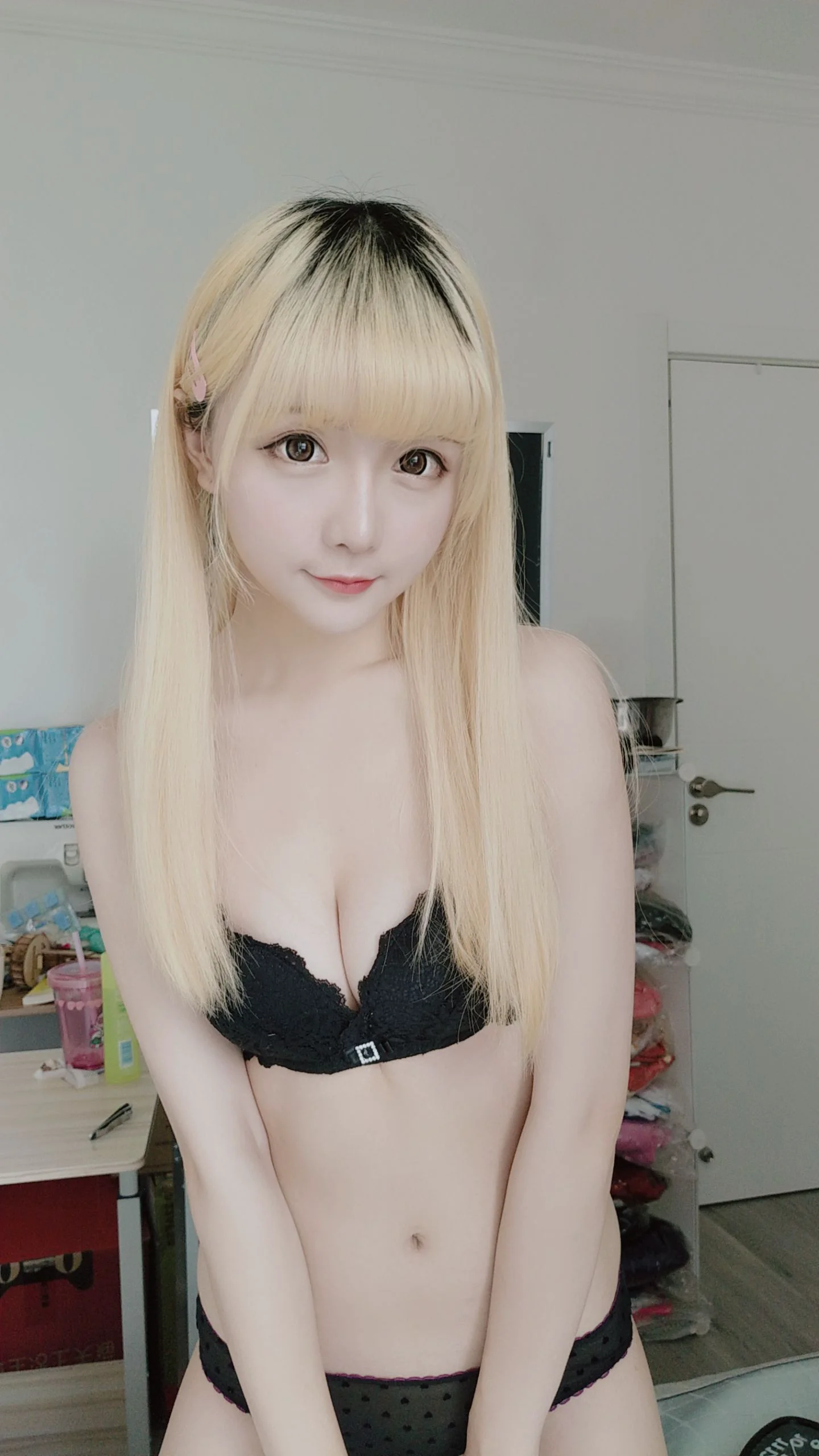 星之迟迟 《jk格子裙》 写真集 - 爱照片