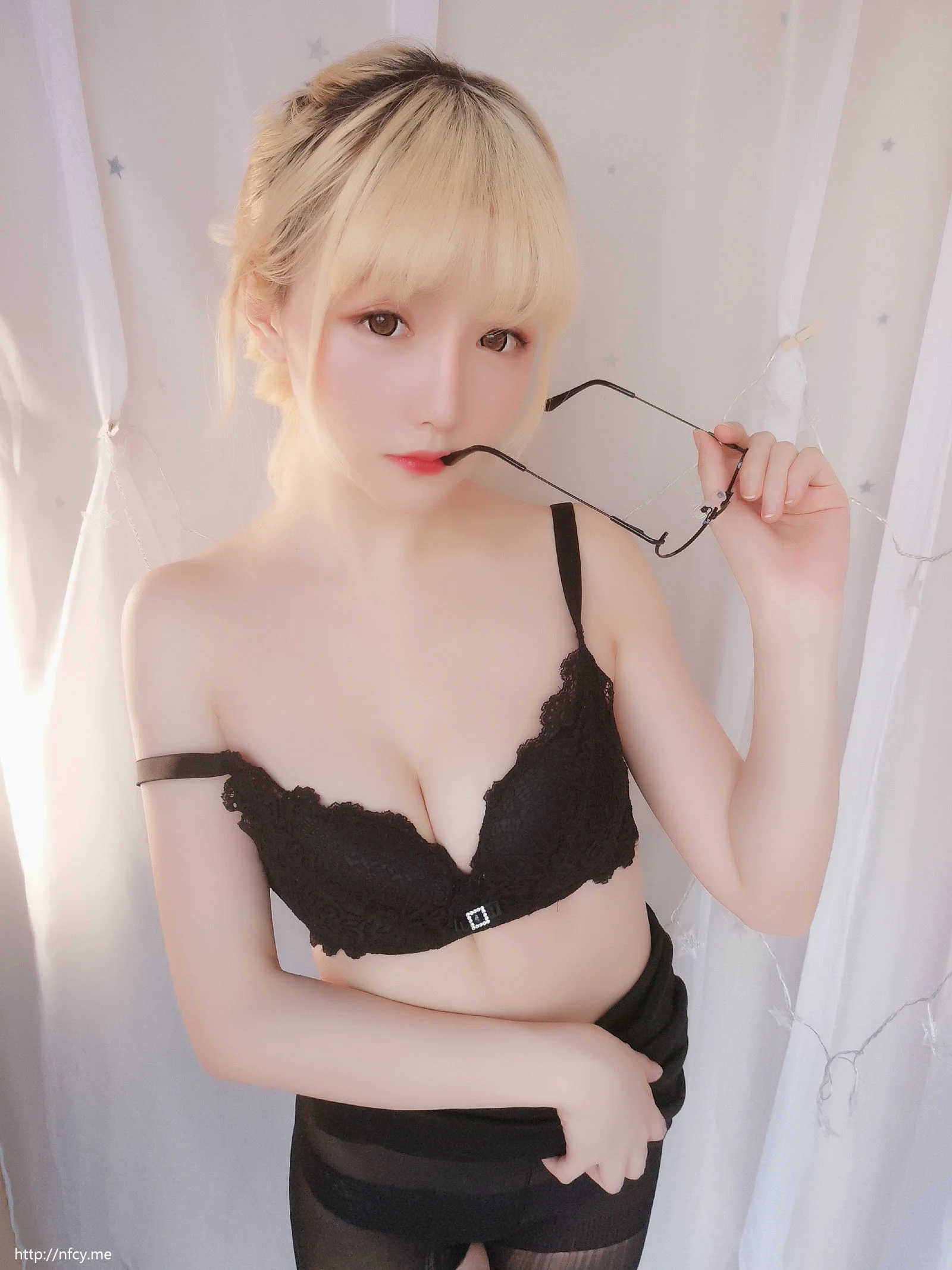 星之迟迟 《今晚加班包》 [萝莉COS] 写真集 - 爱照片
