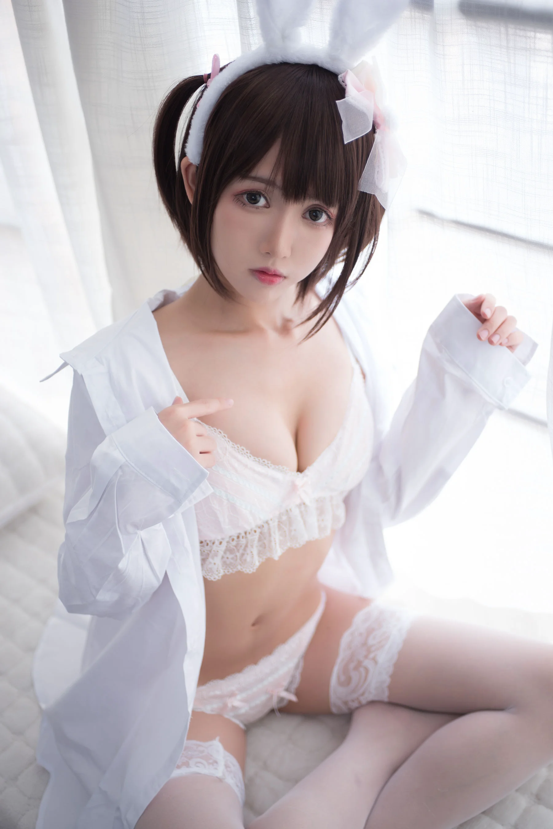 鳗鱼霏儿《兽耳+白色蕾丝情趣》 [COSPLAY美女] 写真集 - 爱照片